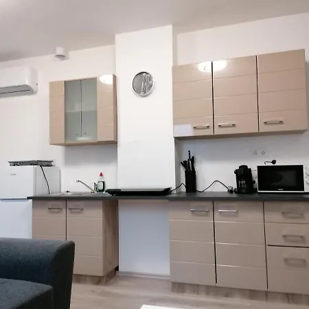 Daire Mohacs Apartman *